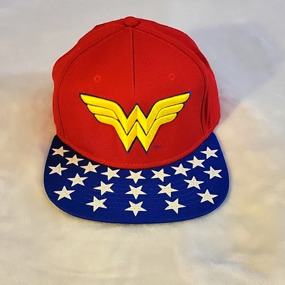 DC Comic Originals Wonder Woman Snapback - Picture 1 of 5